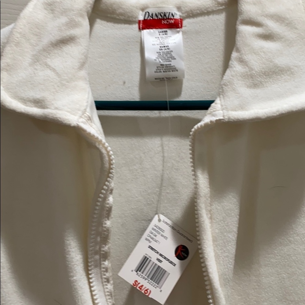 Vest - Picture 2 of 3